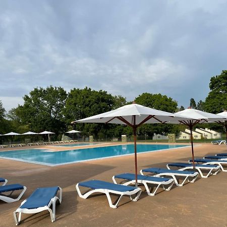 Village Vacances Chateau De Treambert Mesquer Экстерьер фото