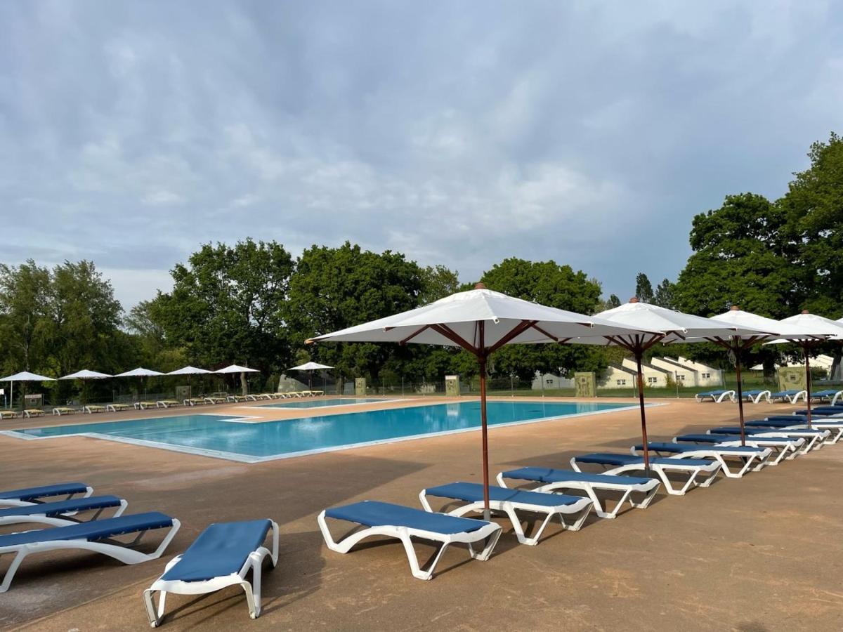 Village Vacances Chateau De Treambert Mesquer Экстерьер фото