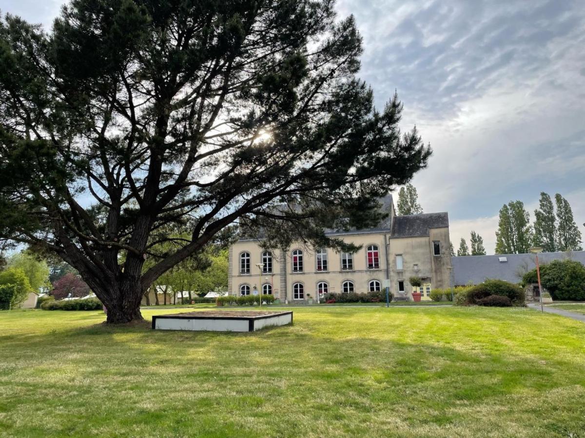 Village Vacances Chateau De Treambert Mesquer Экстерьер фото
